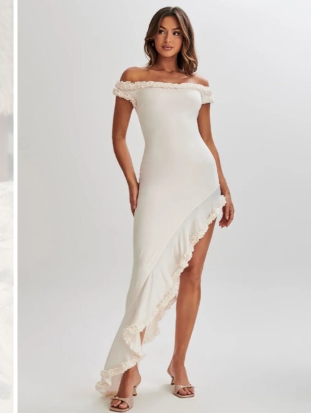 edge One-Shoulder Cream Ruffle Asymmetric Gown